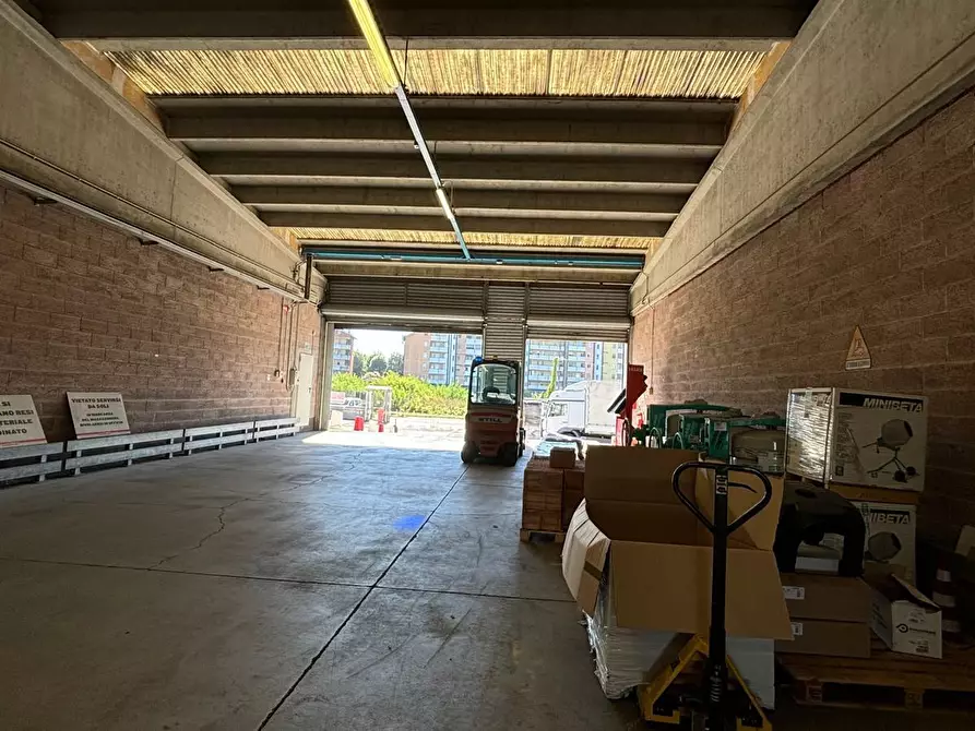 Immagine 24 di Attività artigianale in vendita  in Via Giovanni Scazzola 74 a Alessandria