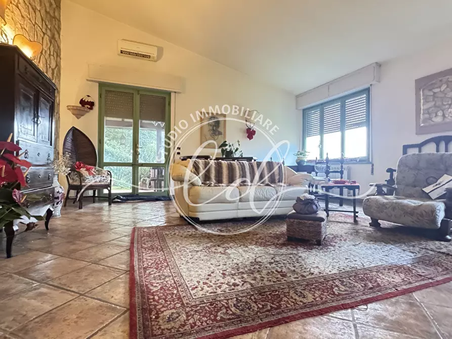 Immagine 19 di Casa indipendente in vendita  a Massarosa