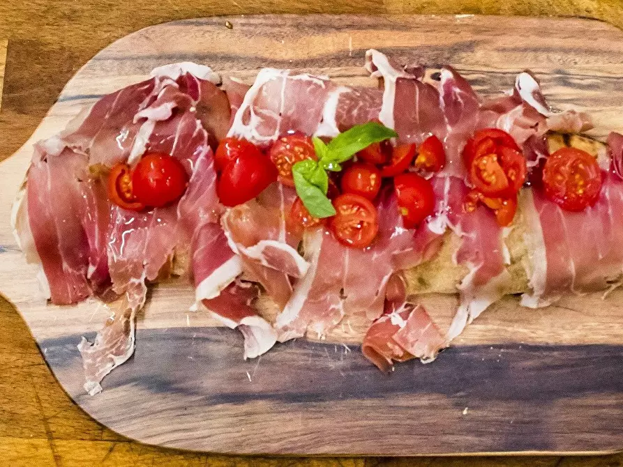 Immagine 3 di Bar / Ristorante in vendita  a Pietrasanta