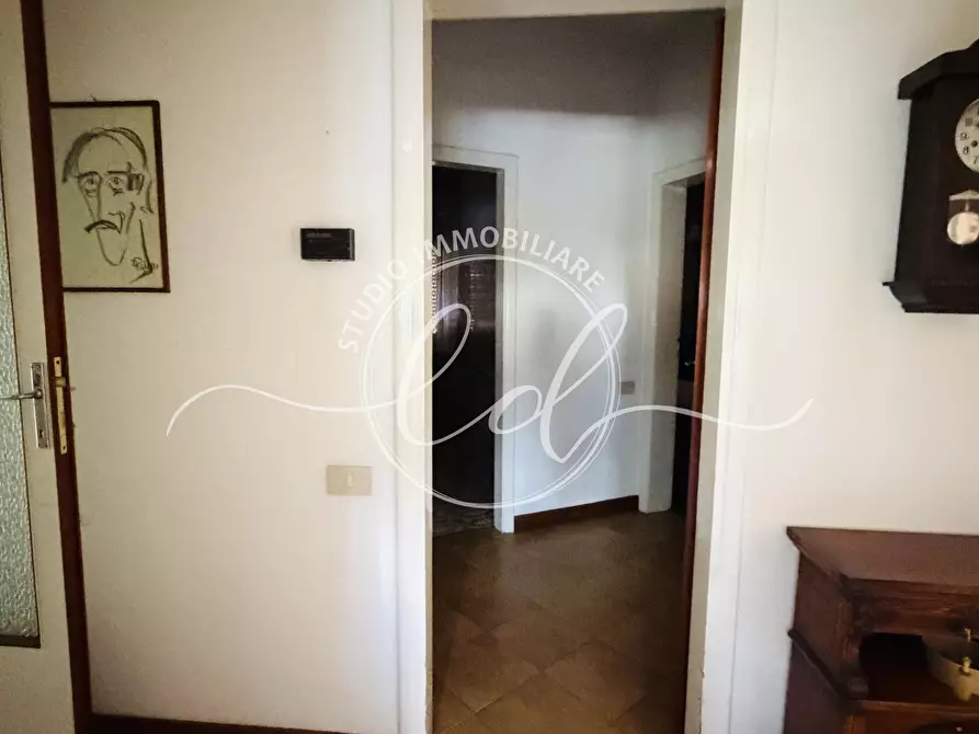 Immagine 42 di Casa indipendente in vendita  a Pietrasanta