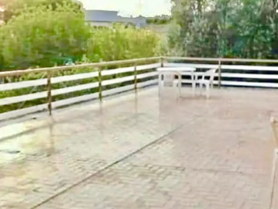 Immagine 13 di Monolocale in affitto  a Forte Dei Marmi