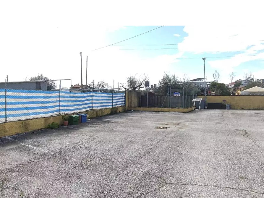 Immagine 28 di Villetta a schiera in vendita  a Seravezza