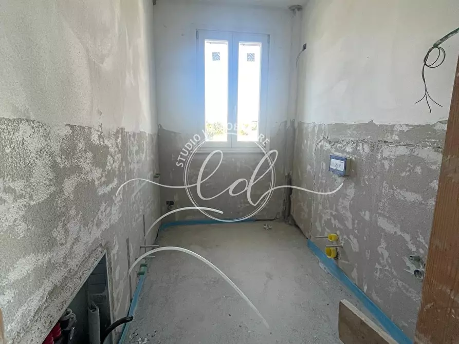 Immagine 16 di Porzione di casa in vendita  a Camaiore