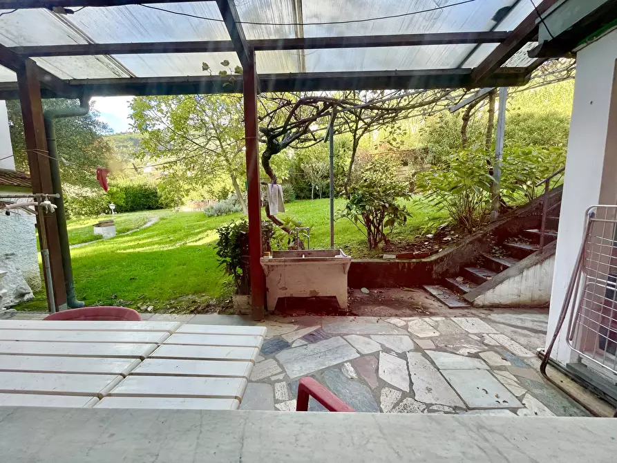 Immagine 98 di Casa indipendente in vendita  a Seravezza