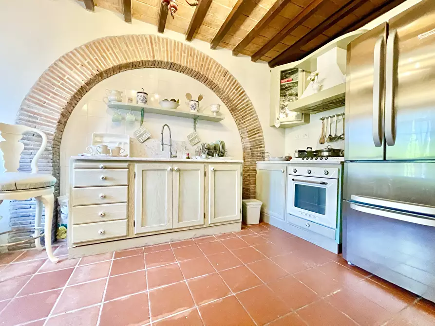 Immagine 8 di Rustico / casale in vendita  a Camaiore