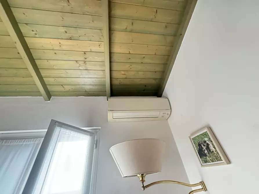 Immagine 45 di Porzione di casa in vendita  a Pietrasanta