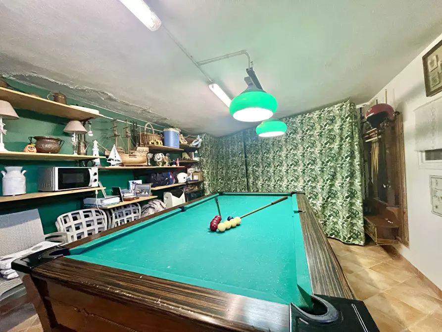 Immagine 81 di Porzione di casa in vendita  a Massarosa