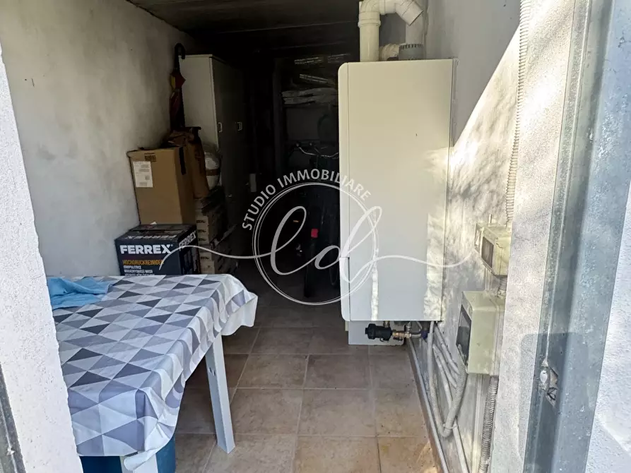 Immagine 31 di Trilocale in vendita  a Pietrasanta