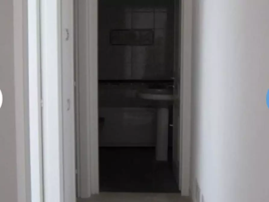 Immagine 2 di Quadrilocale in vendita  a Pietrasanta