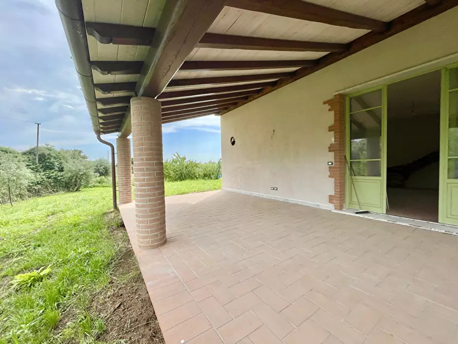 Immagine 5 di Casa indipendente in vendita  a Pietrasanta