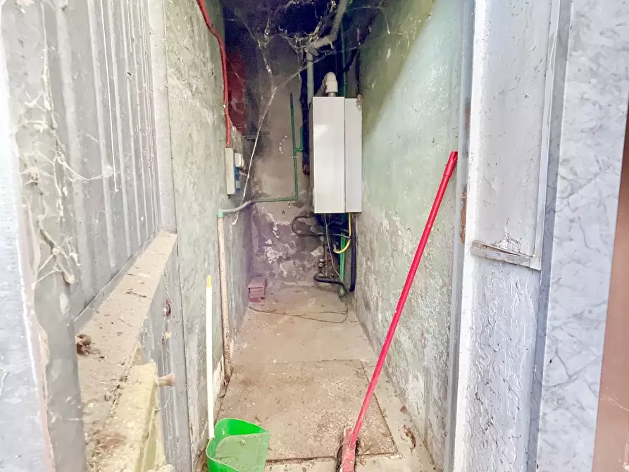 Immagine 49 di Villa in vendita  a Pietrasanta