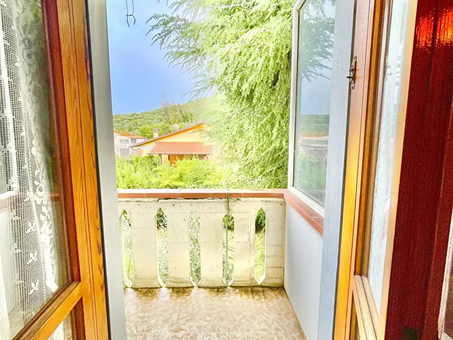 Immagine 21 di Casa indipendente in vendita  a Seravezza