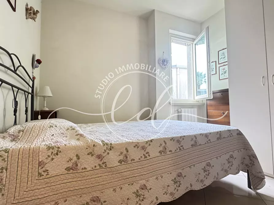 Immagine 28 di Quadrilocale in vendita  a Camaiore