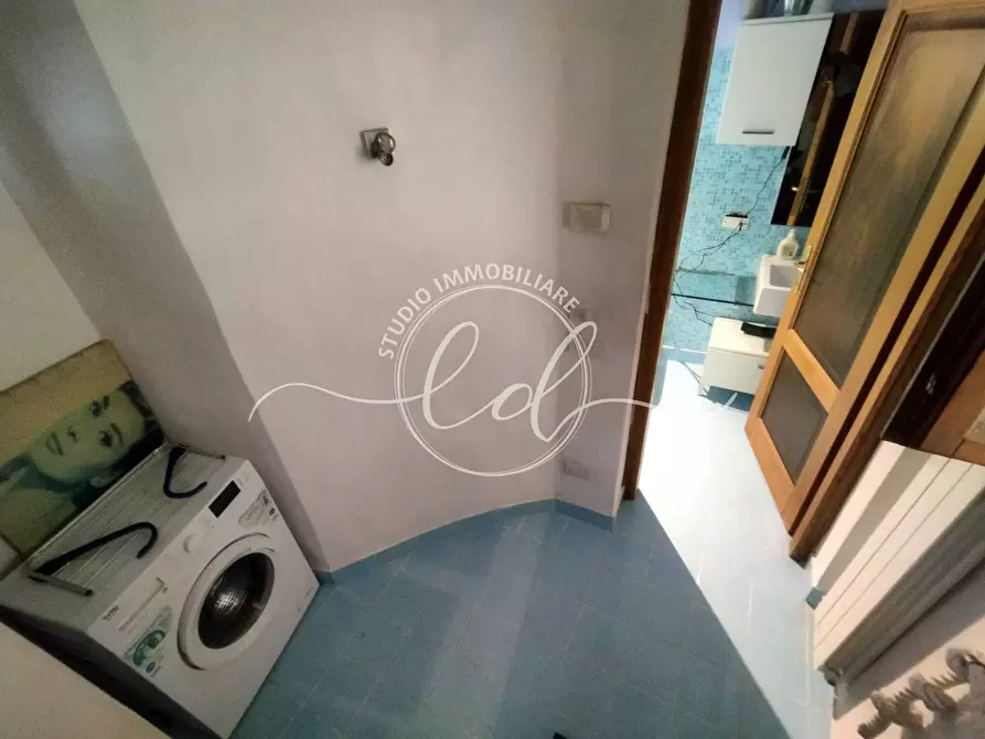 Immagine 20 di Porzione di casa in vendita  a Camaiore