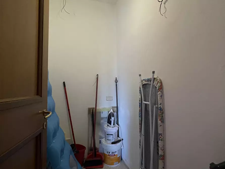 Immagine 7 di Porzione di casa in vendita  a Pietrasanta