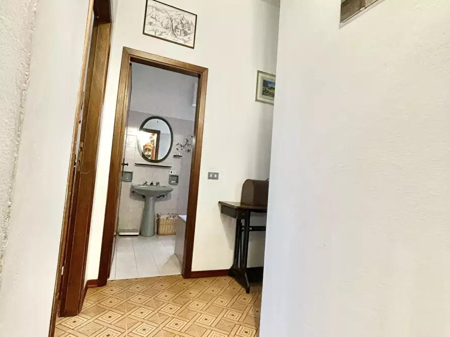 Immagine 10 di Casa indipendente in affitto  a Pietrasanta