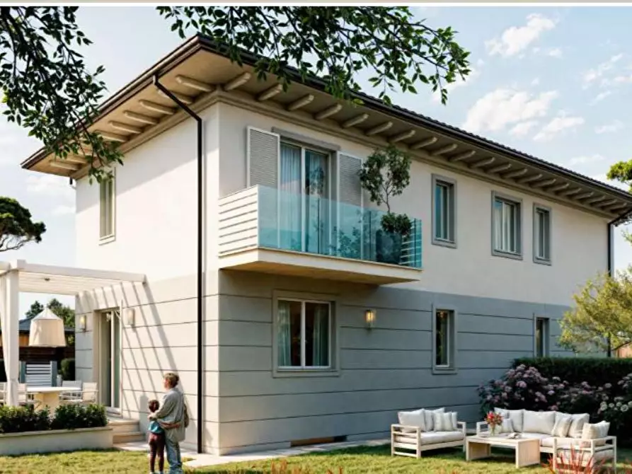 Immagine 2 di Villetta a schiera in vendita  a Pietrasanta