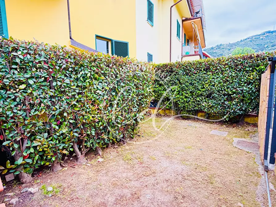 Immagine 6 di Villetta a schiera in vendita  a Pietrasanta