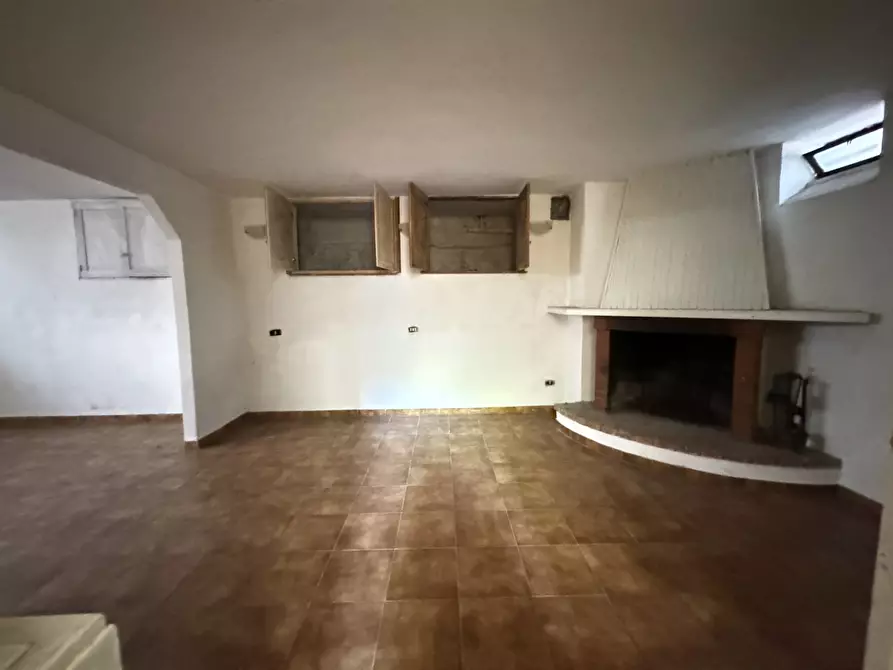 Immagine 39 di Porzione di casa in vendita  a Pietrasanta