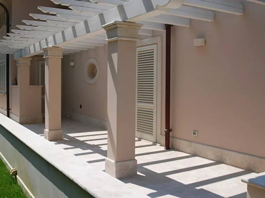 Immagine 66 di Villa in vendita  a Pietrasanta