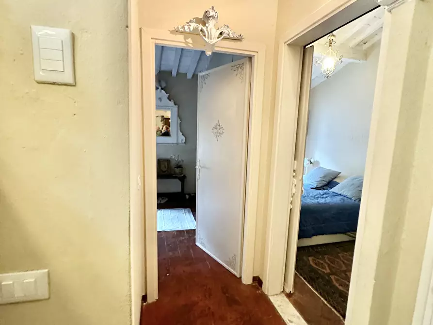 Immagine 18 di Quadrilocale in vendita  a Seravezza