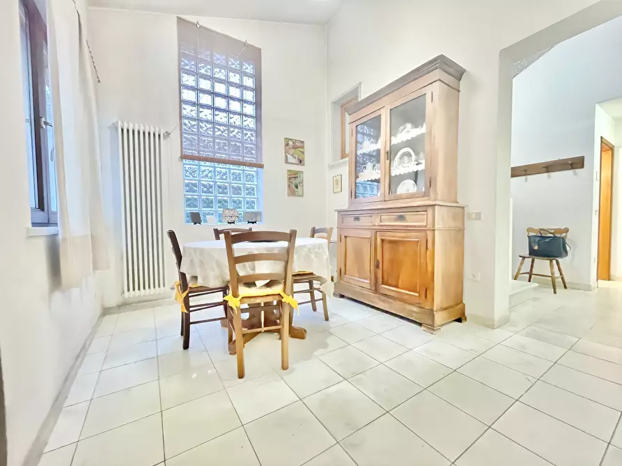 Immagine 18 di Villa in affitto  a Forte Dei Marmi