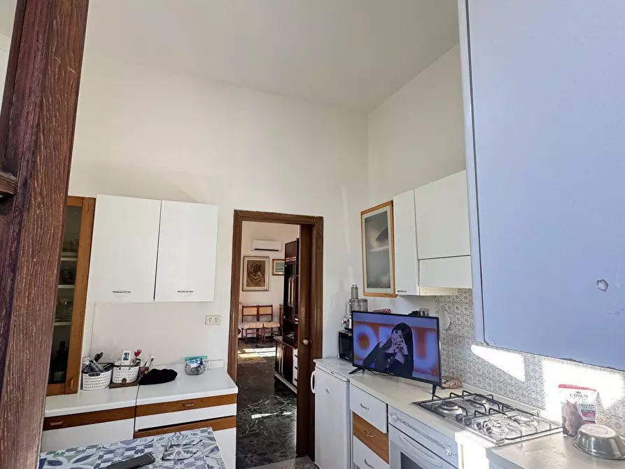 Immagine 10 di Porzione di casa in vendita  a Pietrasanta