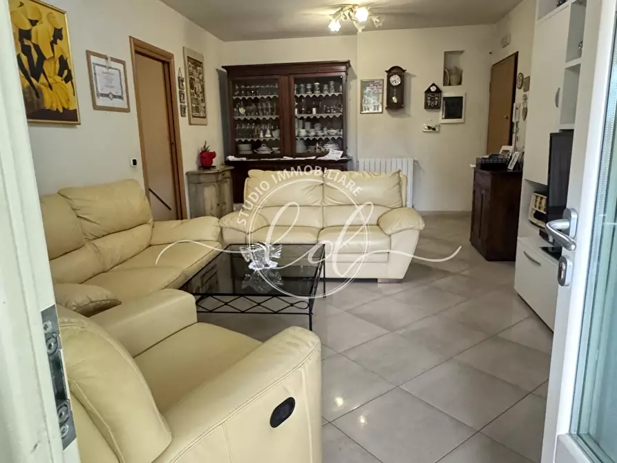 Immagine 7 di Quadrilocale in vendita  a Camaiore