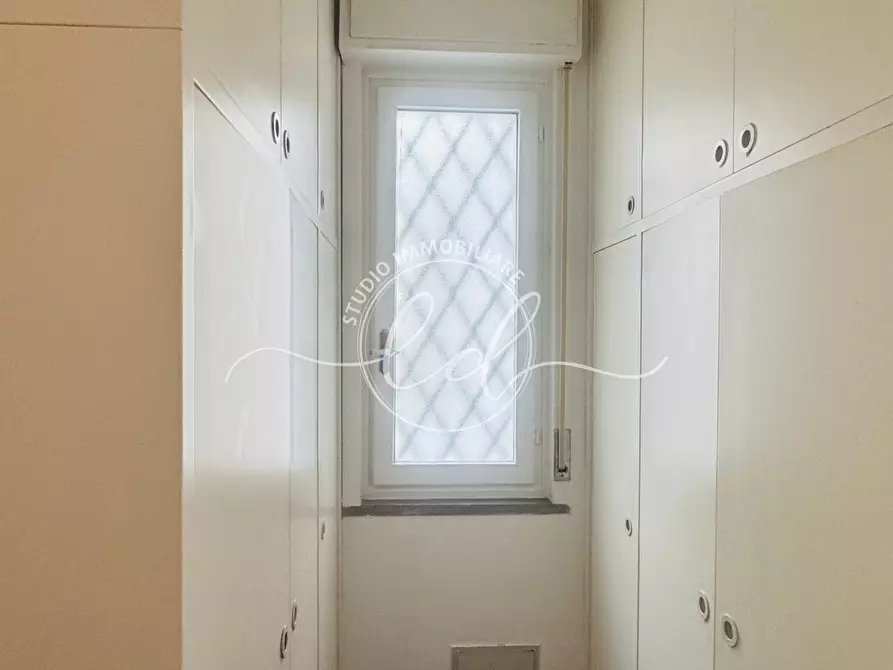 Immagine 56 di Attico in vendita  a Seravezza