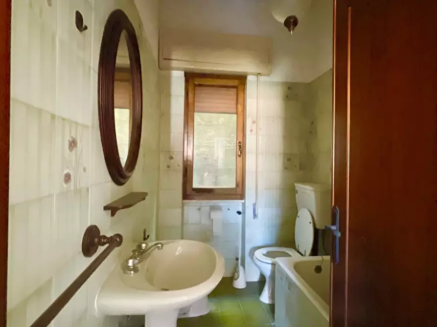 Immagine 26 di Casa indipendente in vendita  a Stazzema