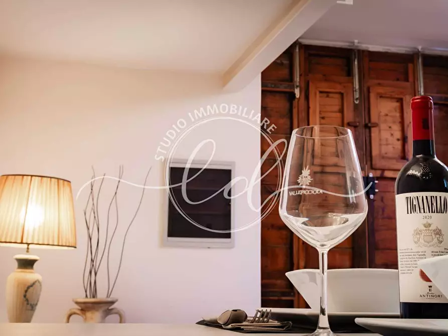 Immagine 3 di Appartamento in vendita  a Pietrasanta