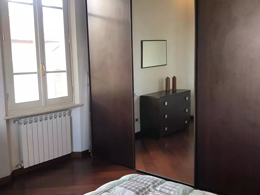 Immagine 28 di Trilocale in affitto  a Pietrasanta