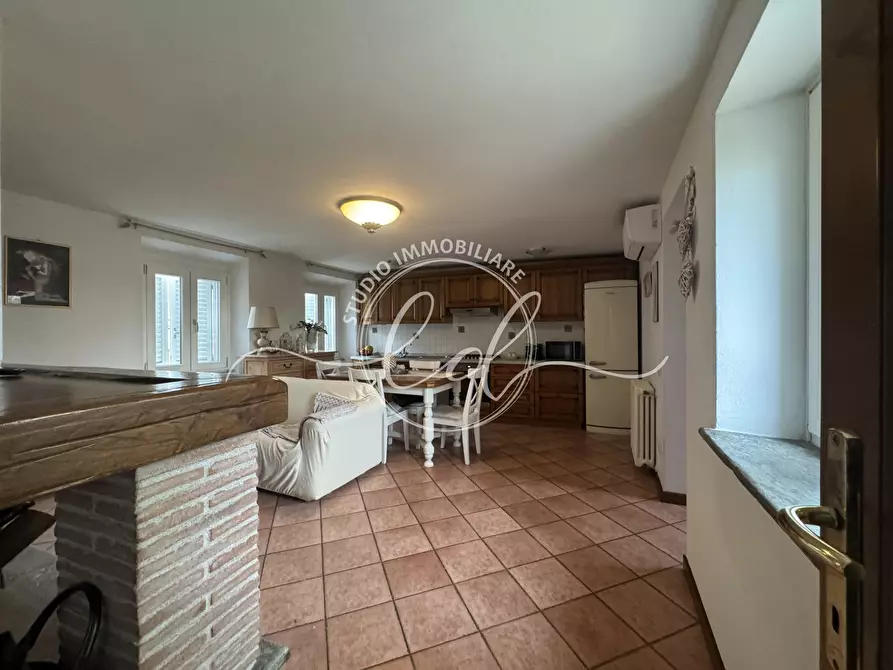 Immagine 28 di Terratetto in vendita  a Seravezza