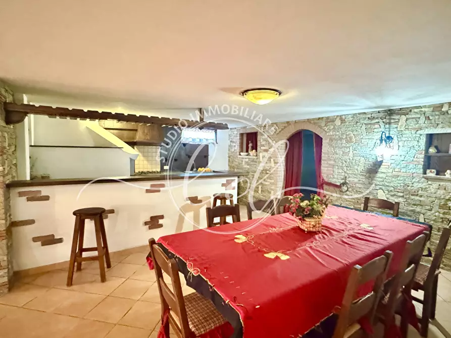 Immagine 59 di Casa indipendente in vendita  a Massarosa