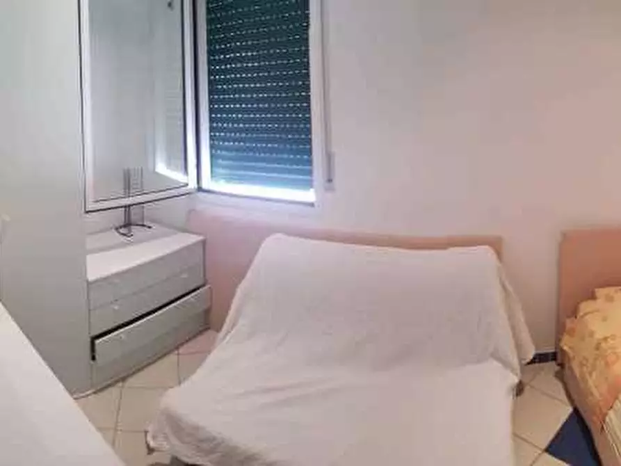 Immagine 9 di Quadrilocale in affitto  a Pietrasanta