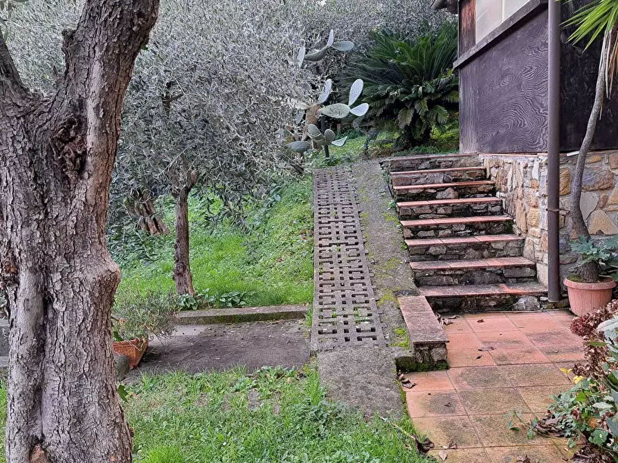 Immagine 59 di Casa indipendente in vendita  a Massarosa
