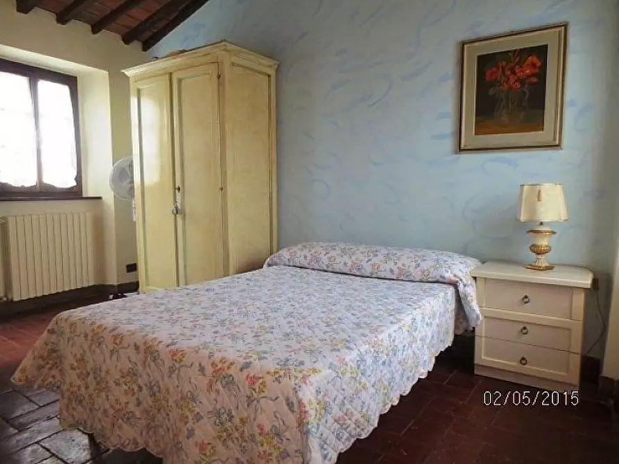 Immagine 10 di Porzione di casa in vendita  a Seravezza