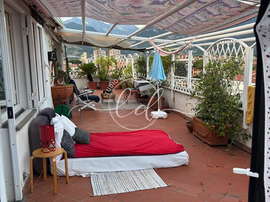 Immagine 3 di Attico in vendita  a Seravezza