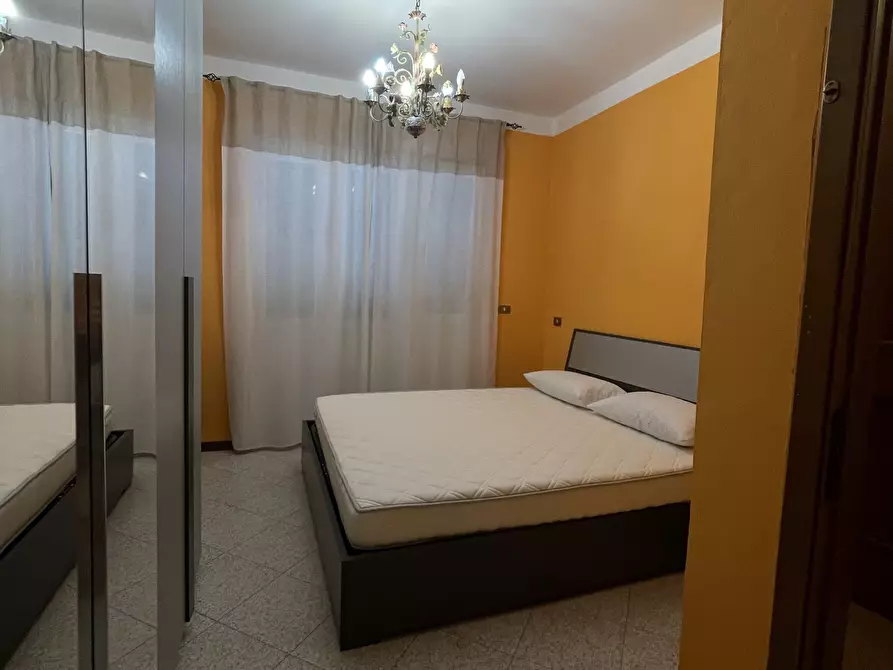 Immagine 11 di Porzione di casa in vendita  a Pietrasanta