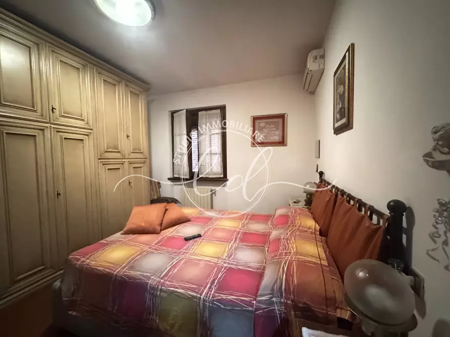 Immagine 29 di Villetta a schiera in vendita  a Seravezza