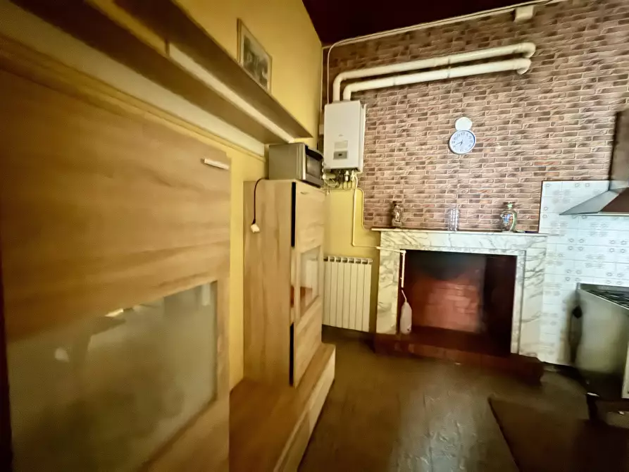 Immagine 13 di Appartamento in vendita  a Pietrasanta