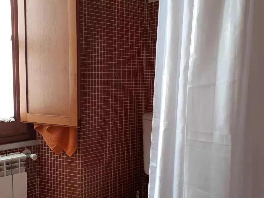 Immagine 11 di Trilocale in vendita  a Pietrasanta