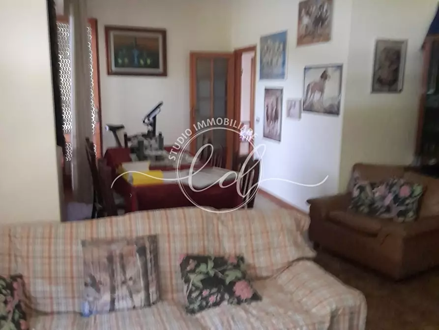 Immagine 5 di Casa indipendente in vendita  a Camaiore