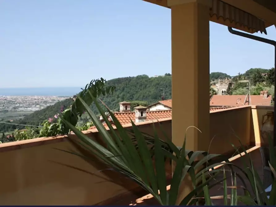 Immagine 68 di Casa indipendente in vendita  a Massarosa