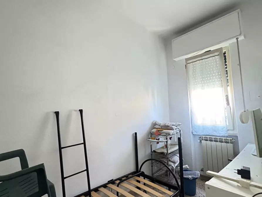 Immagine 17 di Casa indipendente in vendita  a Seravezza