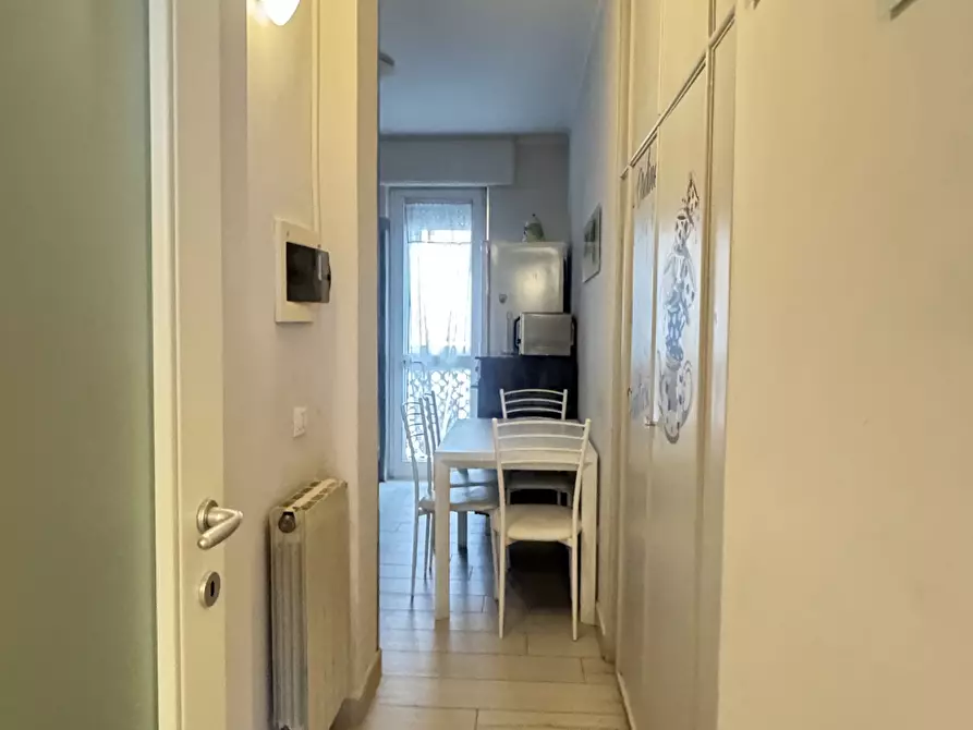 Immagine 17 di Quadrilocale in affitto  a Camaiore