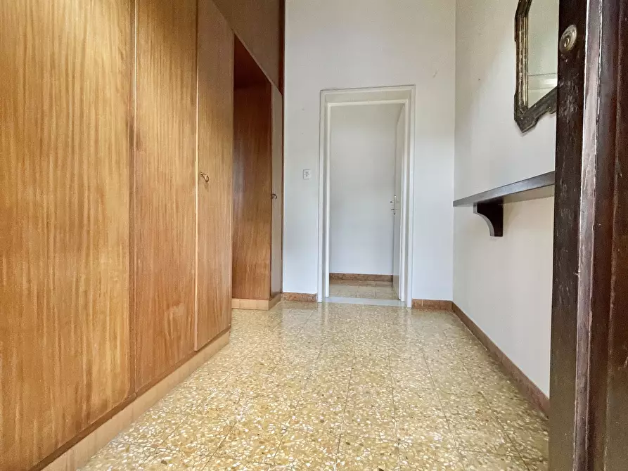 Immagine 4 di Quadrilocale in vendita  a Pietrasanta