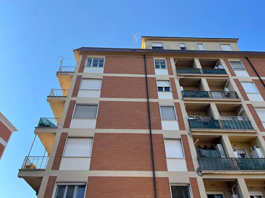 Immagine 7 di Appartamento in vendita  in Via Ciavattino a Anagni