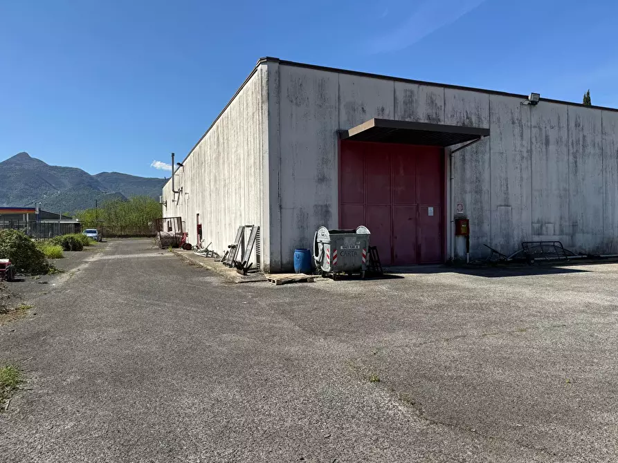 Immagine 2 di Attività artigianale in vendita  in Via Morolense a Patrica