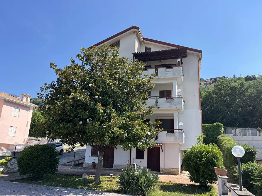 Immagine 1 di Appartamento in vendita  in Via Cisterna Antica a Fiuggi